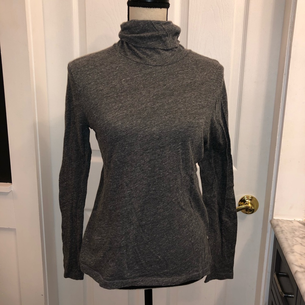 Madewell Turtleneck long sleeve M
